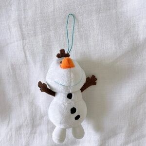 Olaf keychain